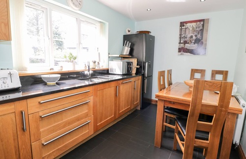 Manod Cabaña | 6 Stad Yr Ysgol, MANOD