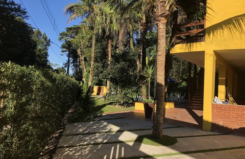 Costa do Sol Casa | 6 SUITES, AIRE, WIFI, PLAYA DE GUARATUBA CON NATURALEZA SILENCIOSA LUGAR TODO EL AÑO