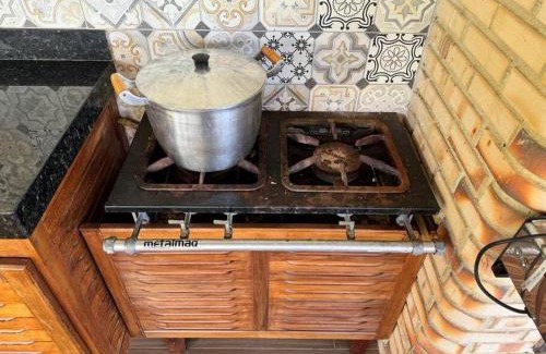 Sao Pedro da Aldeia Apartamento | 6 Suites, banheira, Piscina, no coração da Região dos Lagos