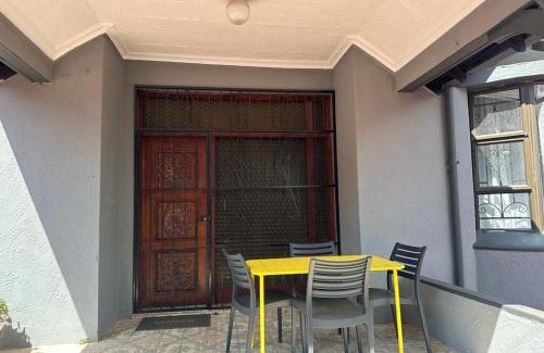 Bezuidenhout Valley Casa | 6 the Curve Unit 18