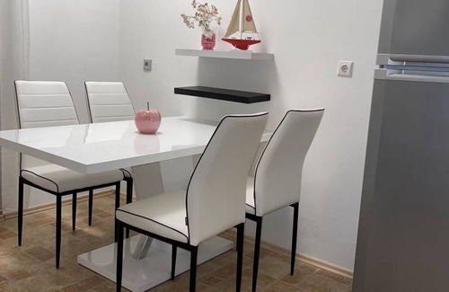 Malinska-Dubasnica Apartamento | 60 m² Apartamento ∙ 2 habitaciones ∙ 5 huéspedes