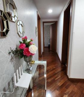 Distrito Financiero Apartamento | 600 Excelente Vista panoramica,piscina,sauna,seguridad 24h,acojedor,confortable,Excellent panoramic view, swimming pool, private security 24h comfortable and cozy