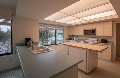 Saint Helena Island Condominio | 605 New Haven