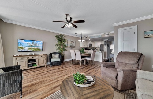 Gulf Shores Condominio | 705 "A" Pelican's Perch! 15-17 de agosto o 22-24 abierto! ¡Reservar con anticipación!