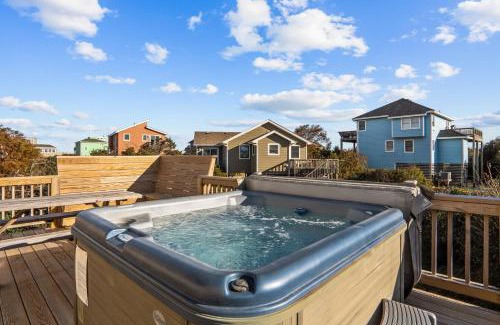 South Nags Head Casa | 6070 - Cast Away by Resort Realty