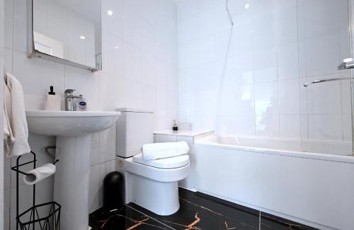 New Cross Apartamento | 60C Lewisham Way SE14 6NY London Umodzi House