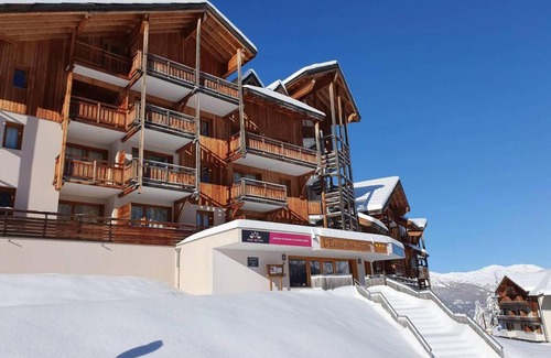 Les Orres Apartamento | 60m from ski slopes, 4th floor, view resort, fitness, swimming pool, balcony, ski locker, 33m²