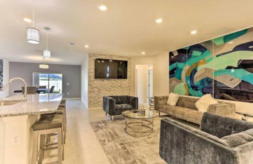 Port Saint Lucie Casa | 61 Massive 4 bedroom close to the Beach with a pool