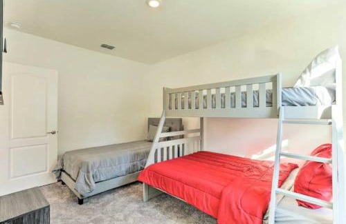 Port Saint Lucie Casa | 61 Massive 4 bedroom close to the Beach with a pool