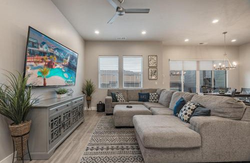 Santa Clara Casa | 61| Poolhouse Haven at Ocotillo Springs with Private Hot Tub