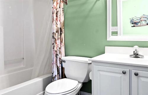 Surfside Beach Casa | 611A North Ocean Boulevard
