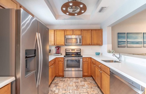 Ruskin Casa | 617 Little Harbor
