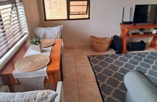 Bluff Apartamento | 625 on Marine - 5 min from beach
