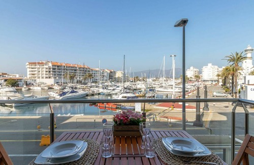Empuriabrava Apartamento | 63 m² Apartamento ∙ 1 habitación ∙ 4 huéspedes