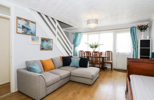 Corton Casa | 63 The Waterside Holiday Park