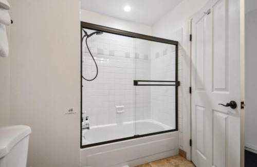 Englewood Apartamento | 6380 B6-1364 Byte-Sized Studio in Boston Commons