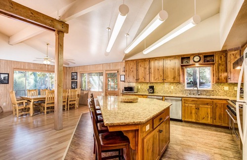 North Wawona Cabina | River Lodge: ¡hazte con tu naturaleza!