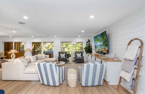 Vanderhorst Plantation Casa | 64 Surfsong Road by Akers Ellis Rentals