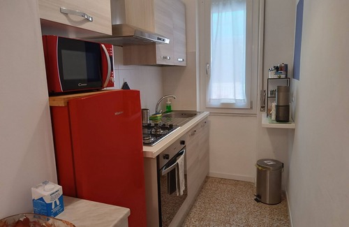 Pavia Apartamento | 64B 10 minutes walk from: Polyclinic Hospital, Station and Center - 2 rooms