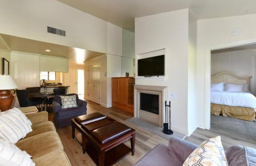 Napa Apartamento | 656 Cottages at Silverado condo