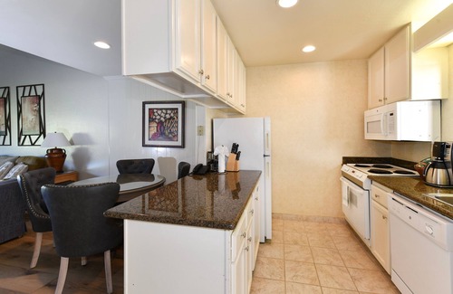 Napa Condominio | 656 S At Silverado 1 Bedroom Condo by RedAwning