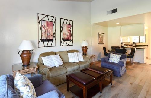 Napa Condominio | 656 S At Silverado 1 Bedroom Condo by RedAwning