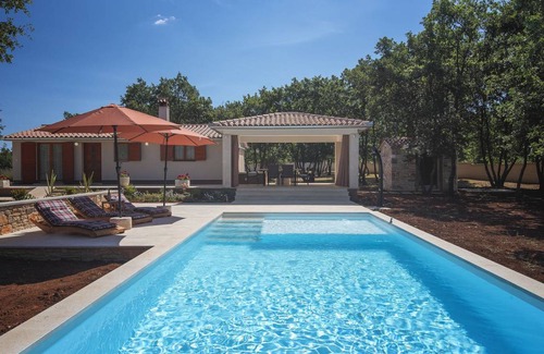 Divsici Casa | 66 m² Casa ∙ 1 habitación ∙ 4 personas