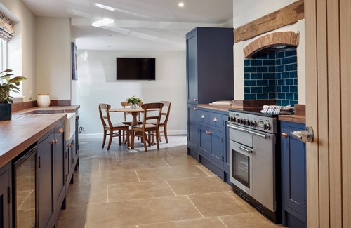 Warwick Cabaña | 67 Bridge End