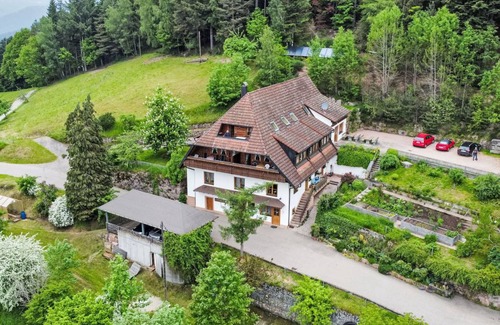 Schiltach Villa | 67 m² Villa ∙ 2 habitaciones ∙ 4 huéspedes