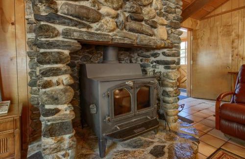 North Wawona Chalet De Esquí | 69 Bordentown West