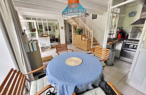 Audierne Casa | 690-Charming villa in a lush garden