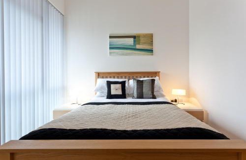 Bangor Apartamento | 6a Cedar Grove
