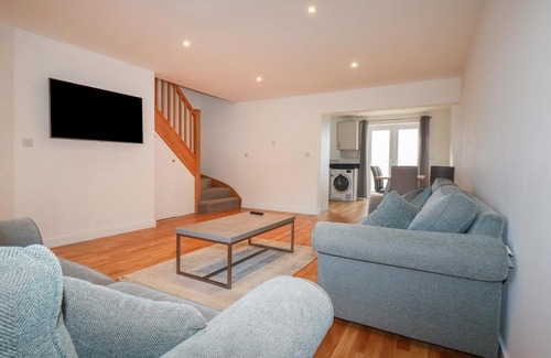 Harlyn Casa | 6A The Mews