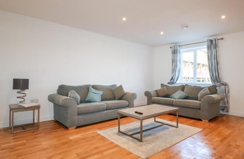 Harlyn Casa | 6A The Mews