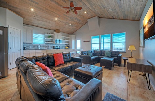Flour Bluff Casa | 6BDR Bay Haven w/ Shared Waterfront Pool + Boat Dock | Keeper Trout by AvantStay
