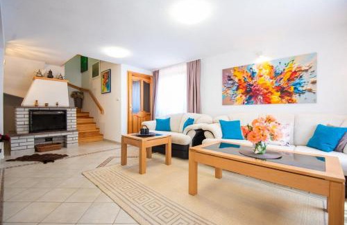 Novi Grad Sarajevo Apartamento | 6BDR Home in Nature