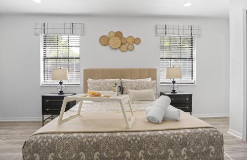 St. James Park Casa | 6br Orlando Retreat Pool, Fireplace & Family Fun