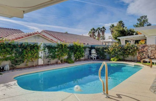 North Las Vegas Casa | 6BR Paradise w/ Pool, Pool table | Lux Retreat