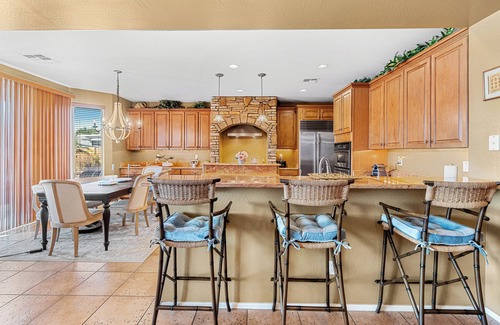 Copper Canyon Ranch Casa | 6br Surprise Oasis - Golf, Pool, Hot Tub, & More!