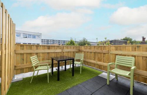 Strijp Apartamento | 6p Newly Renovated Home With Unique Roof-terrace