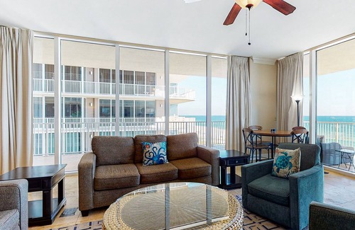 Ono Island Condominio | 6th Floor Views, Spacious Wrap-Around Balcony, and more!