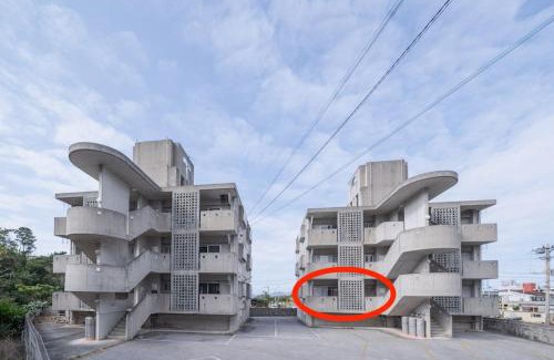 Nakama Apartamento | 7月リフォームオープン!ナカマコンド恩納小学生まで添い寝無料