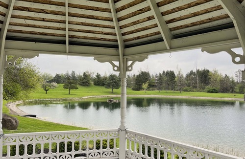 Union Grove Casa | Entire Place 7 acres - Ponds, Kayak, Boat Paddling, Fishing