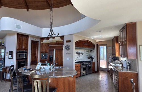 Fallbrook Casa | Mansión Hilltop perfecta para familias