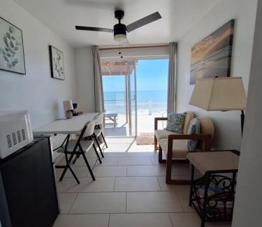 San Felipe Hotel | #7 Beach Front Private Room