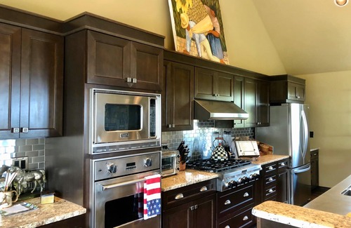 Somers Cabina | 7 Bedroom 9 Bed 5 Star 20 Acre Estate 7 Bathrooms, Remarkable Lake Views,Privacy
