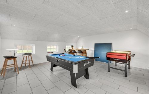 Vedersø Klit Casa | 7 Bedroom Gorgeous Home In Ulfborg