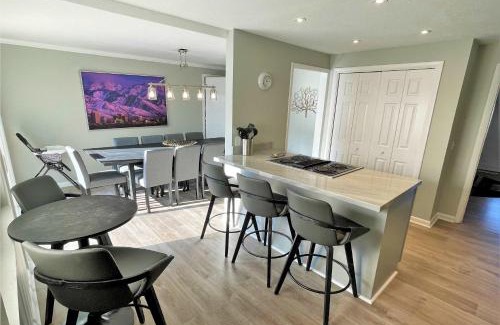 White City Casa | 7-Bedroom Home with Views of the Rocky Mountains