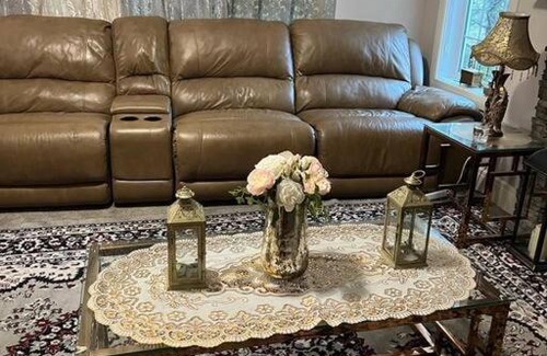 Chestermere Casa | 7 bedroom lake view house for upto 20 people
