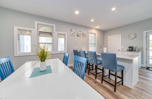 Cape May Court House Casa | 7 Bedroom | Pool | Volleyball | Beach | Restaurants | Bars
